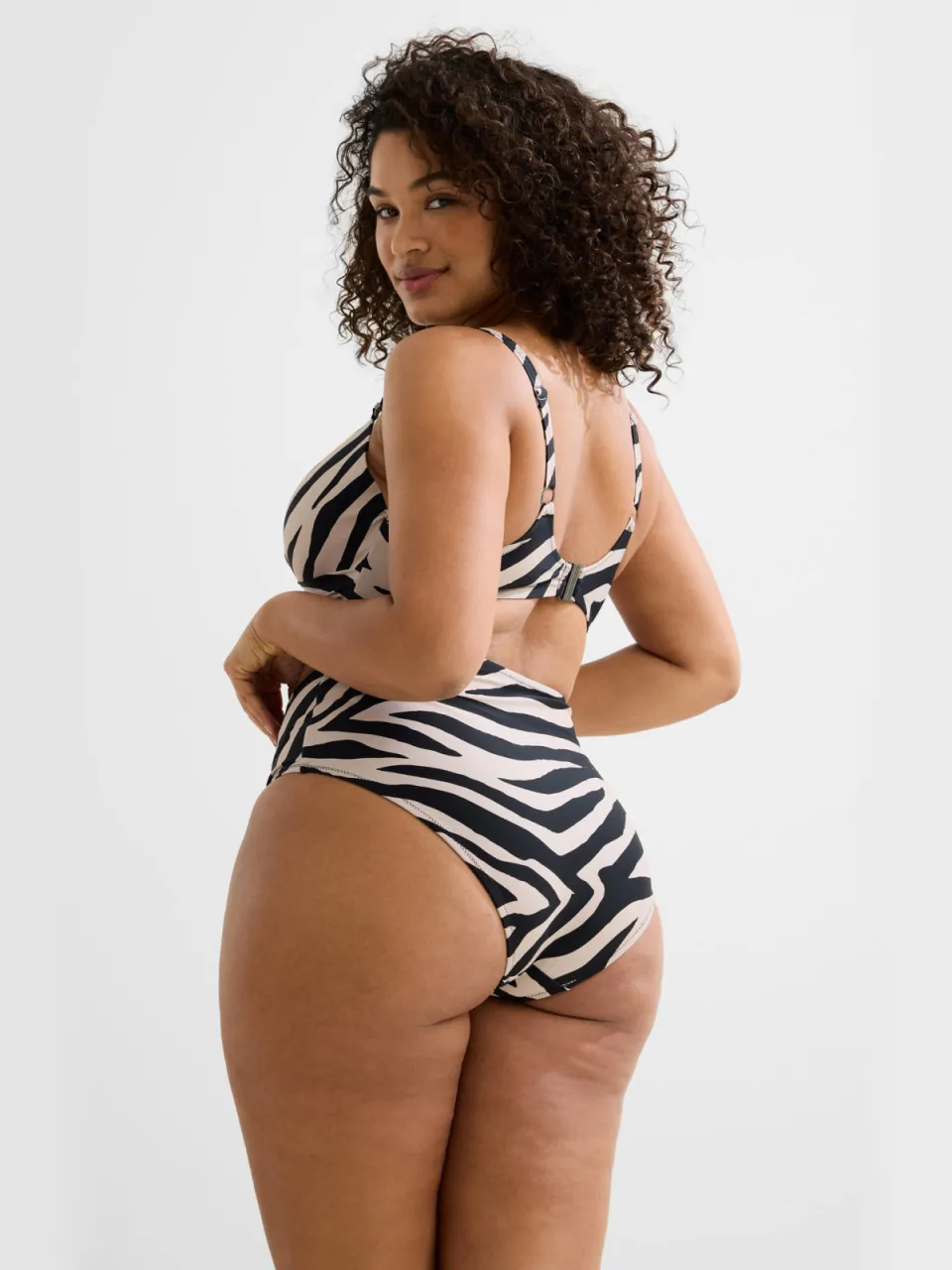 BEACHWAVE Curve voorgevormde beugel bikinitop taupe zwart, foto 6
