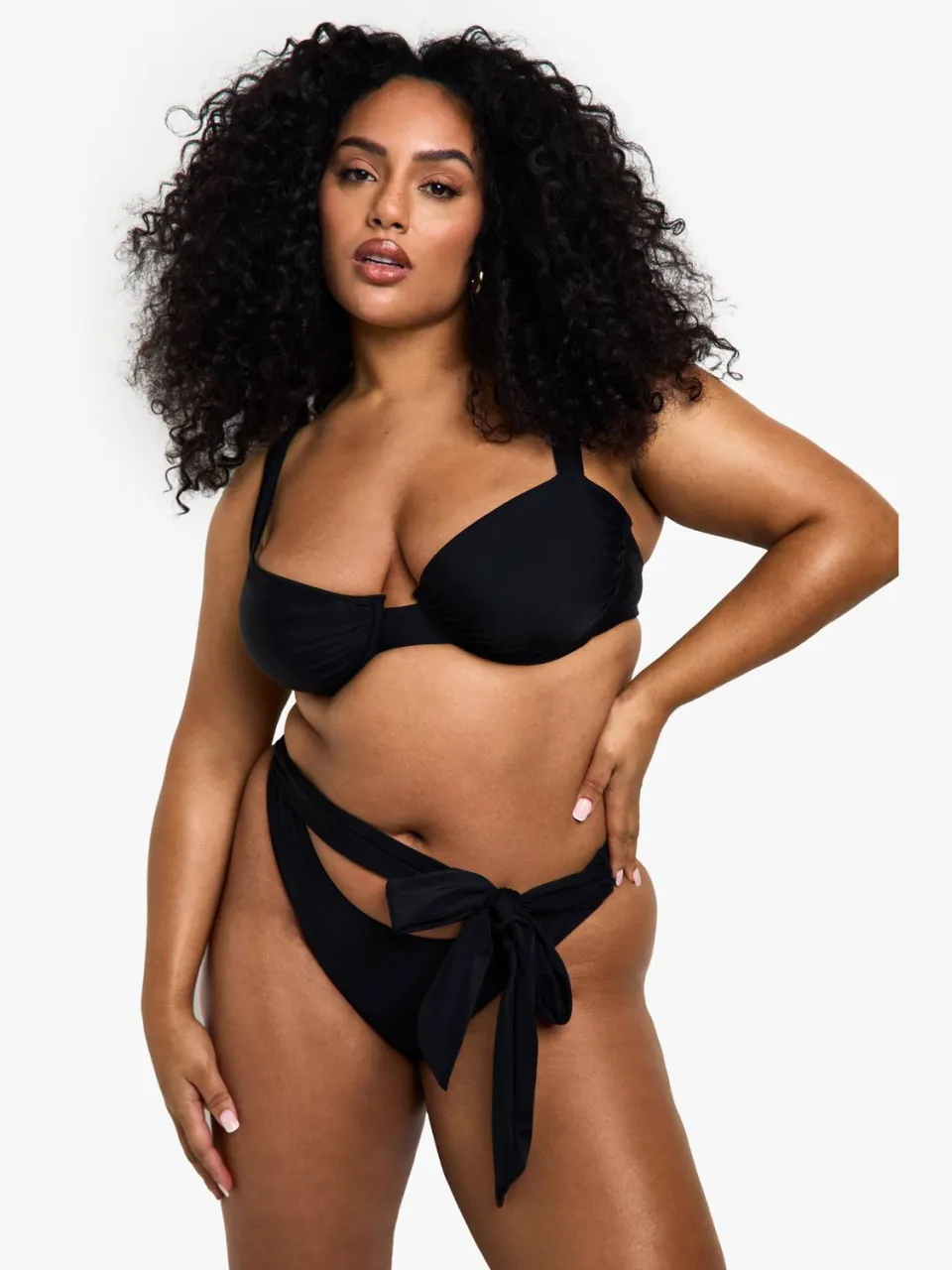 boohoo Dames Plus Swimwear Essentials Tie High Waist Brief zwart, foto 3