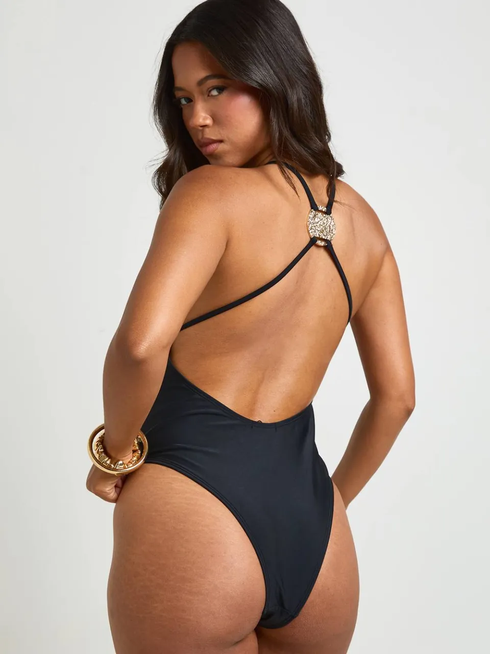 boohoo Dames Badpak Met Bandjes En Gehamerde Schijfdetail zwart, foto 2