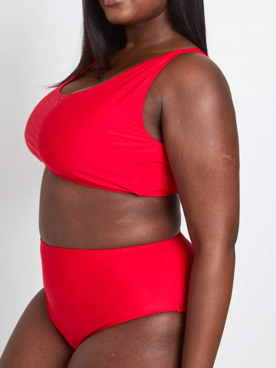 boohoo Dames Plus Essentials Scoop Bikinitop rood, foto 4