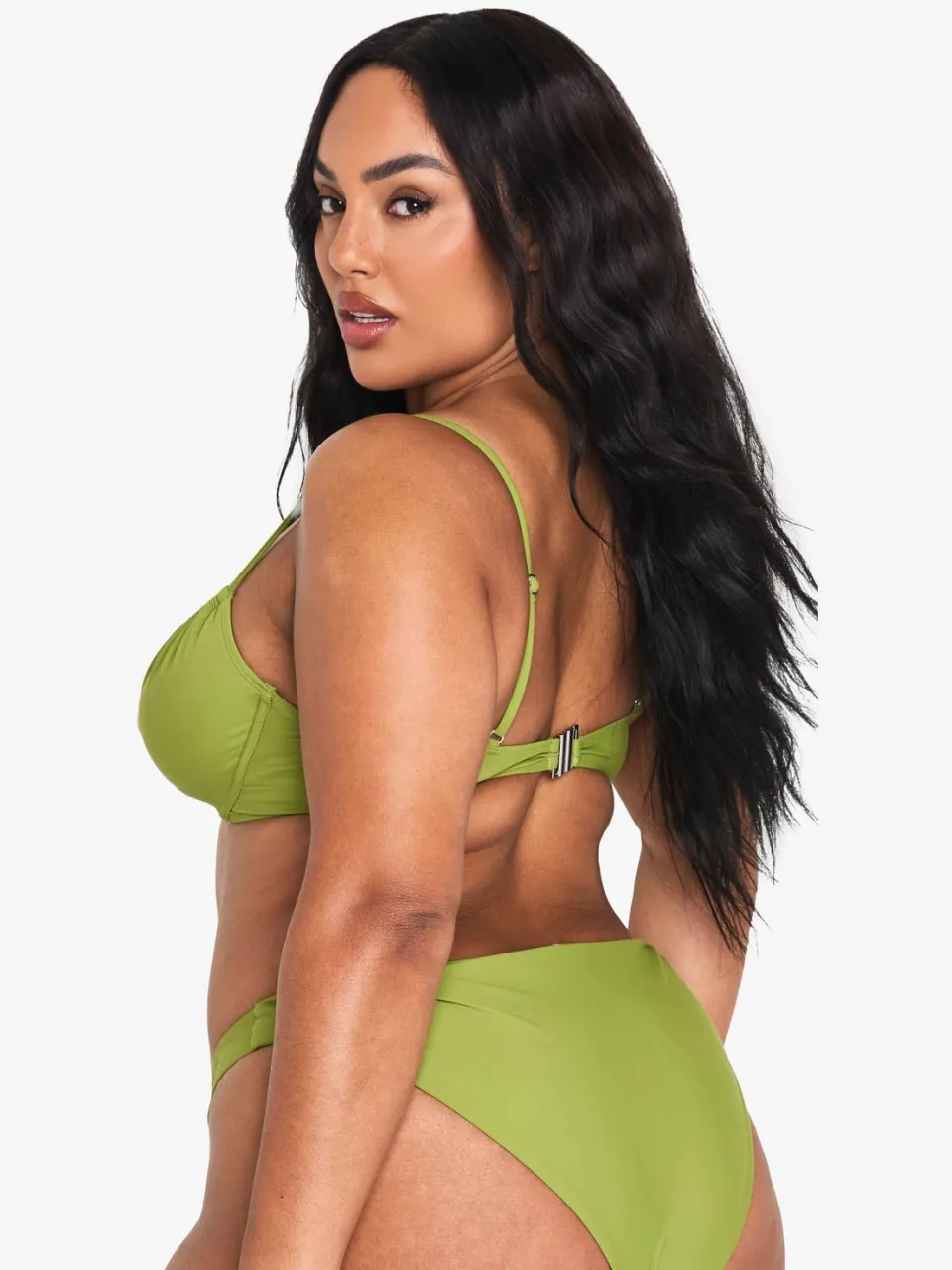 boohoo Dames Plus gerafelde bikini-top met beugels olijf, foto 2