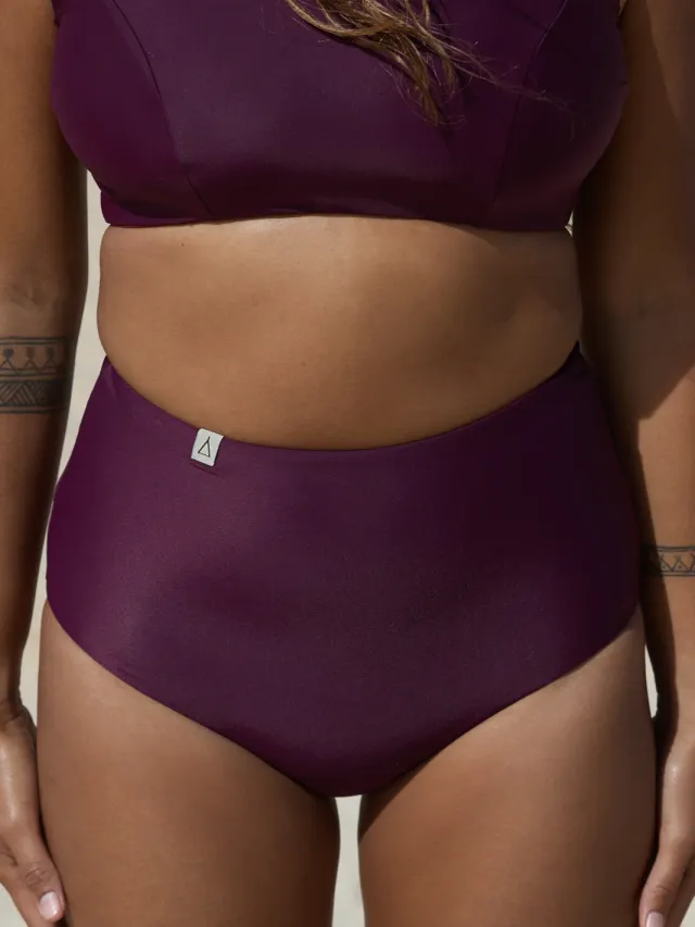 Inaska dames vegan Bikinibroekje Pure Omkeerbaar High Waist Berry Donkerrood