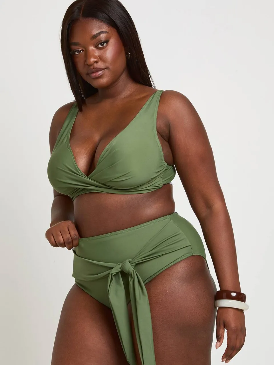 boohoo Dames Plus Buikcontrole Wikkeldetail Hoge Taille Bikinibroekje Groente