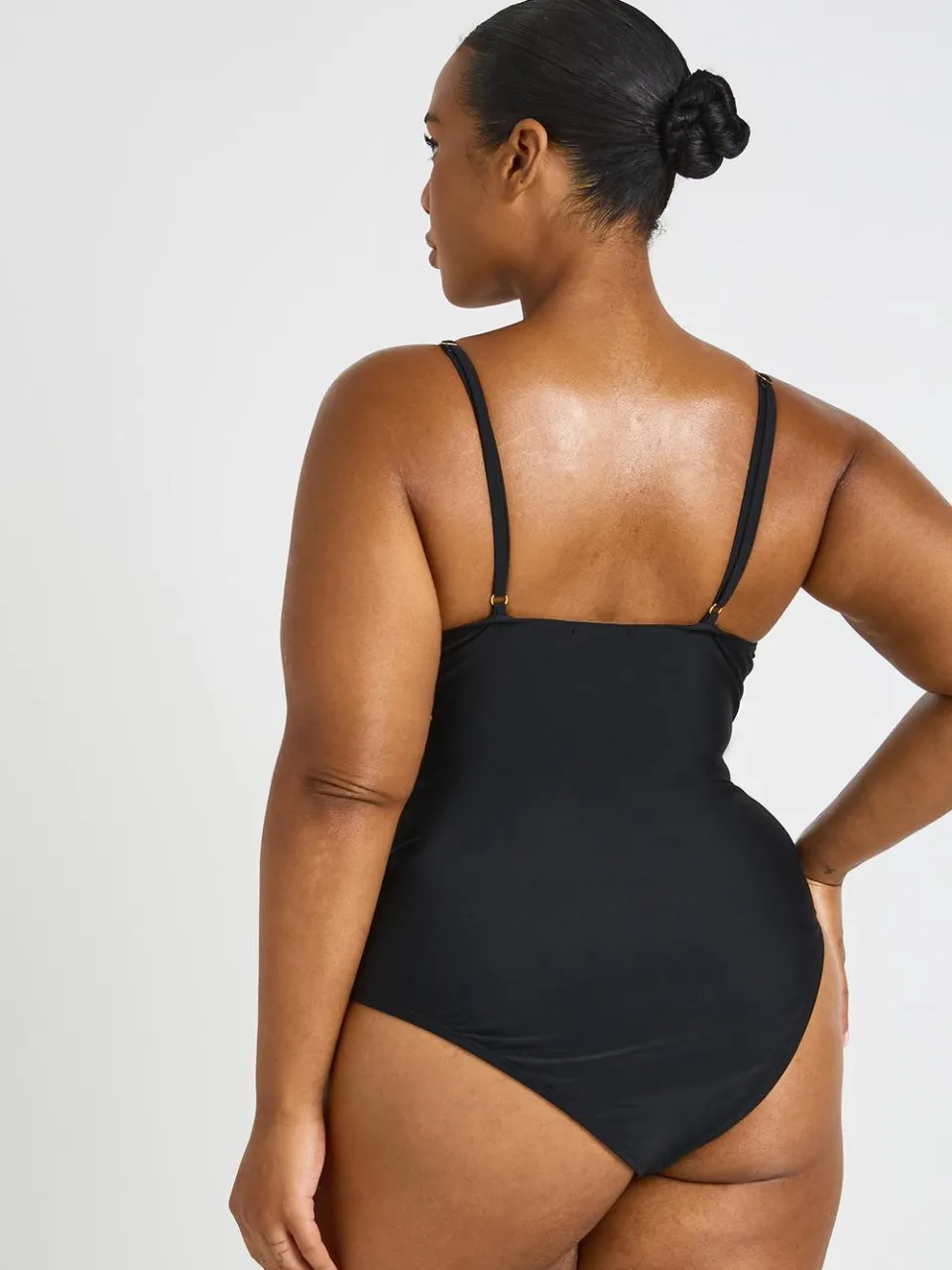boohoo Dames Plus Badpak Met Trim Detail En Ronde Hals zwart, foto 2