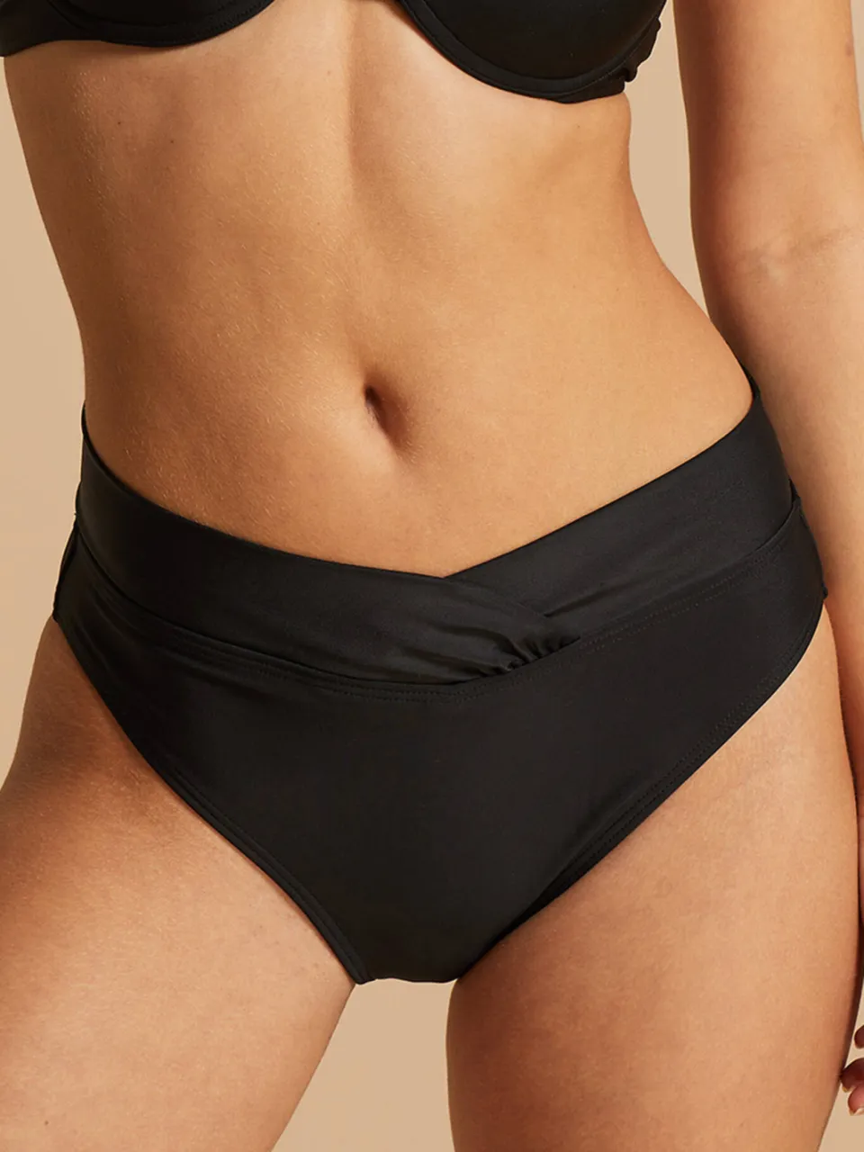 BEACHWAVE bikinibroekje zwart, foto 6