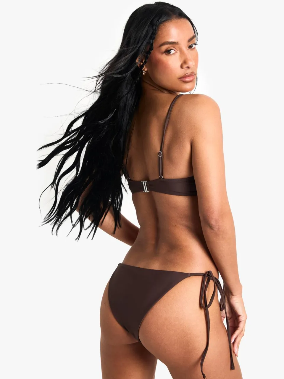 boohoo Dames Swimwear Essentials Bikini Top met beugels chocoladebruin, foto 2
