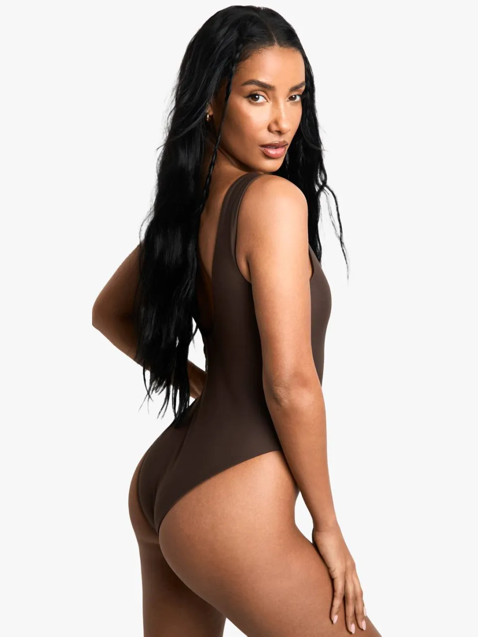 boohoo Dames Petite Swimwear Essentials Badpak met Vierkante Halslijn chocoladebruin, foto 2