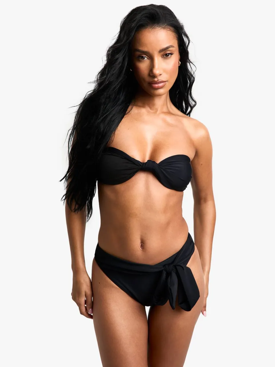boohoo Dames Zwemkleding Essentials Bandeau Bikinitop zwart, foto 3