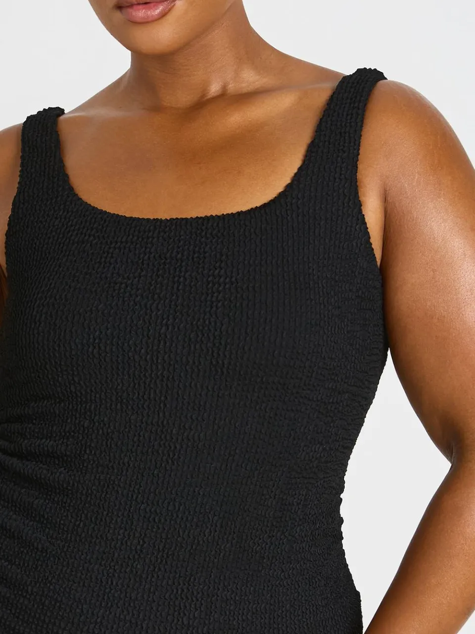 boohoo Dames maternity crinkle square neck swimsuit becomes zwangerschapsbadpak met gerimpelde, vierkante halslijn zwart, foto 3