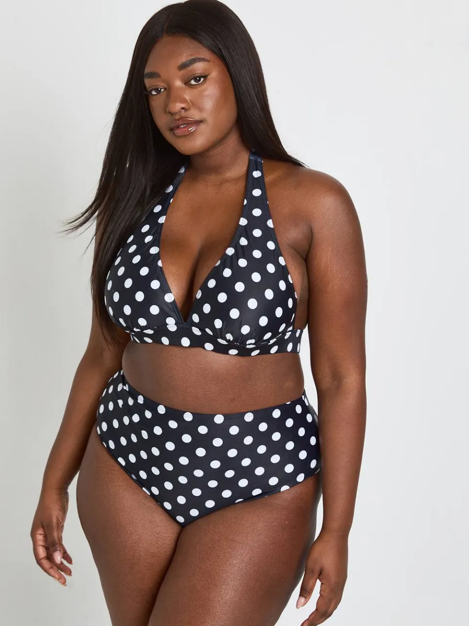 boohoo Dames Plus Polkadot Diepe Halternek Bikini Set zwart, foto 3