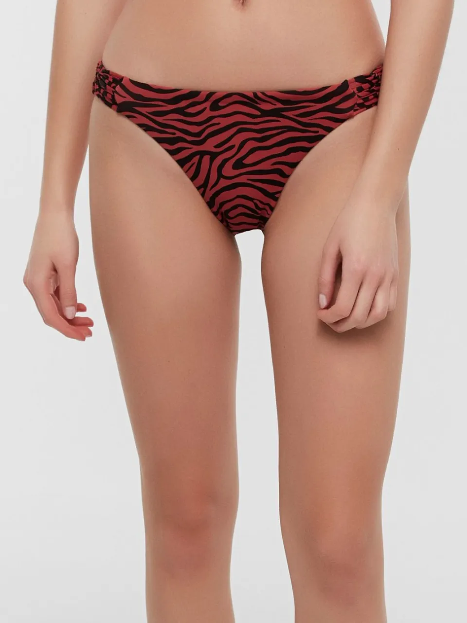 Penti Savage Macramé bikinibroekje veelkleurig, foto 2