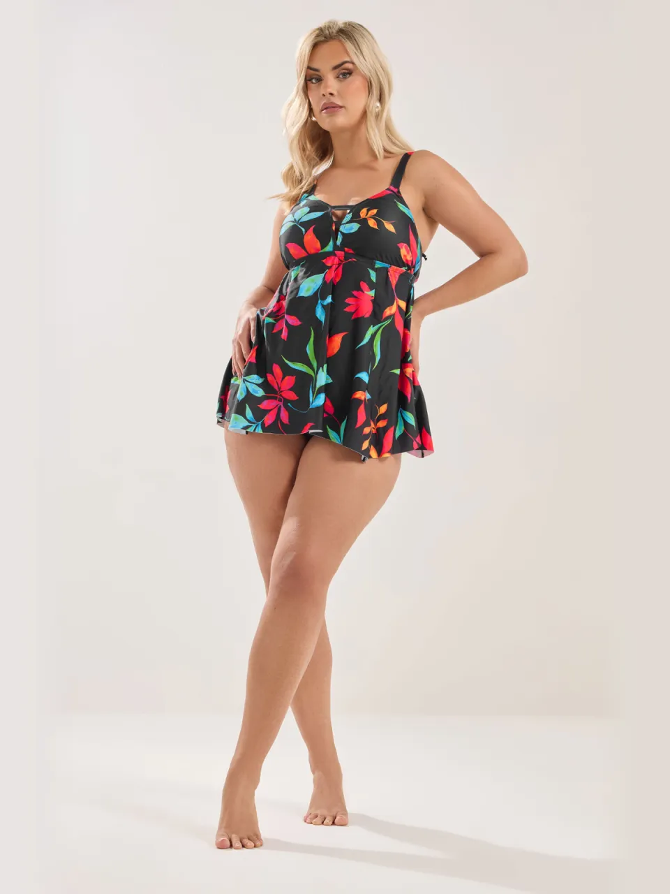 Yours Zwarte Tankinitop Met Bloemenprint En Asymmetrische Zoom, foto 3