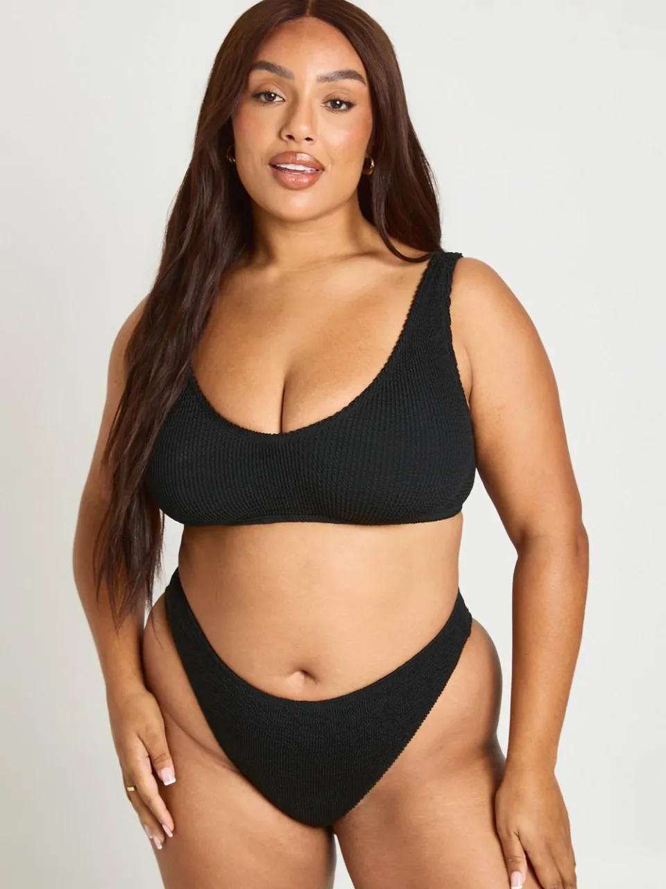 boohoo Dames Premium One Size Fits All Crinkle Scoop Bikinitop zwart, foto 3
