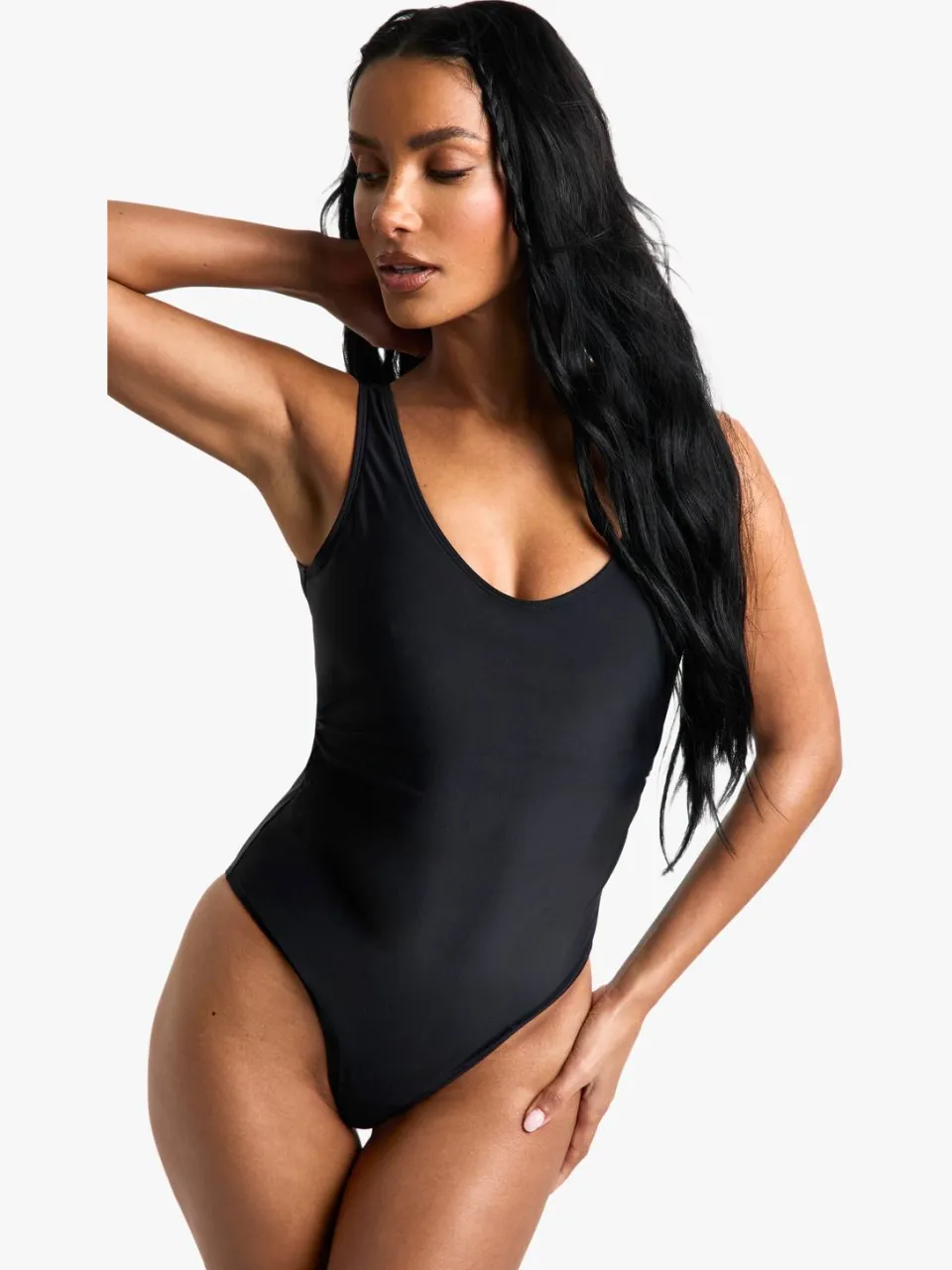 boohoo Dames Petite Badmode Essentials Gerafelde Badpak zwart, foto 3