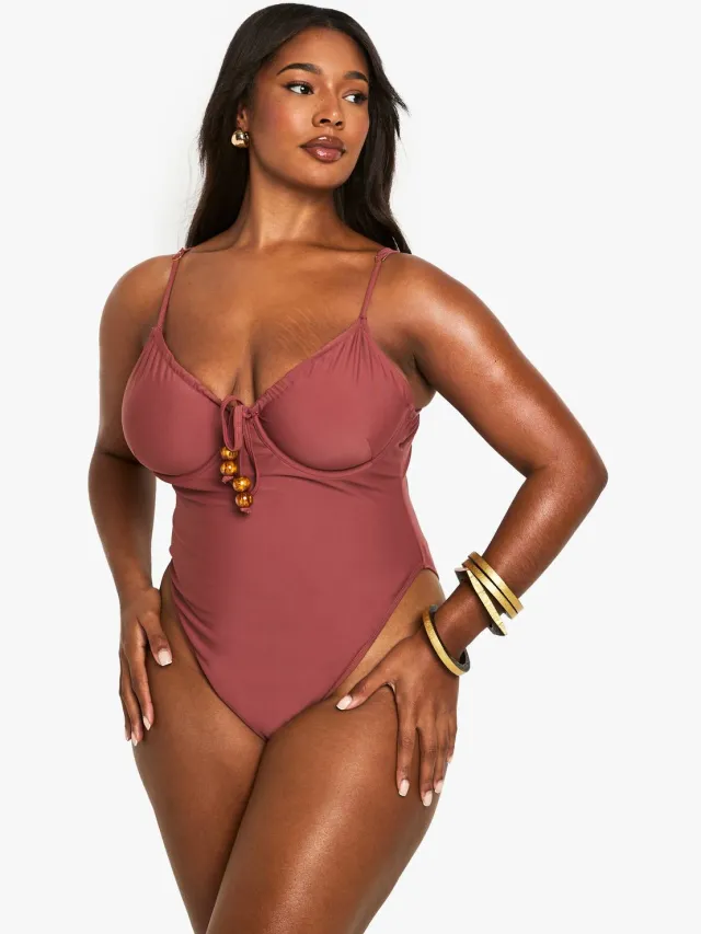 boohoo Dames Plus Zwemkleding met Kralen en Banddetail vooraan Chocoladebruin