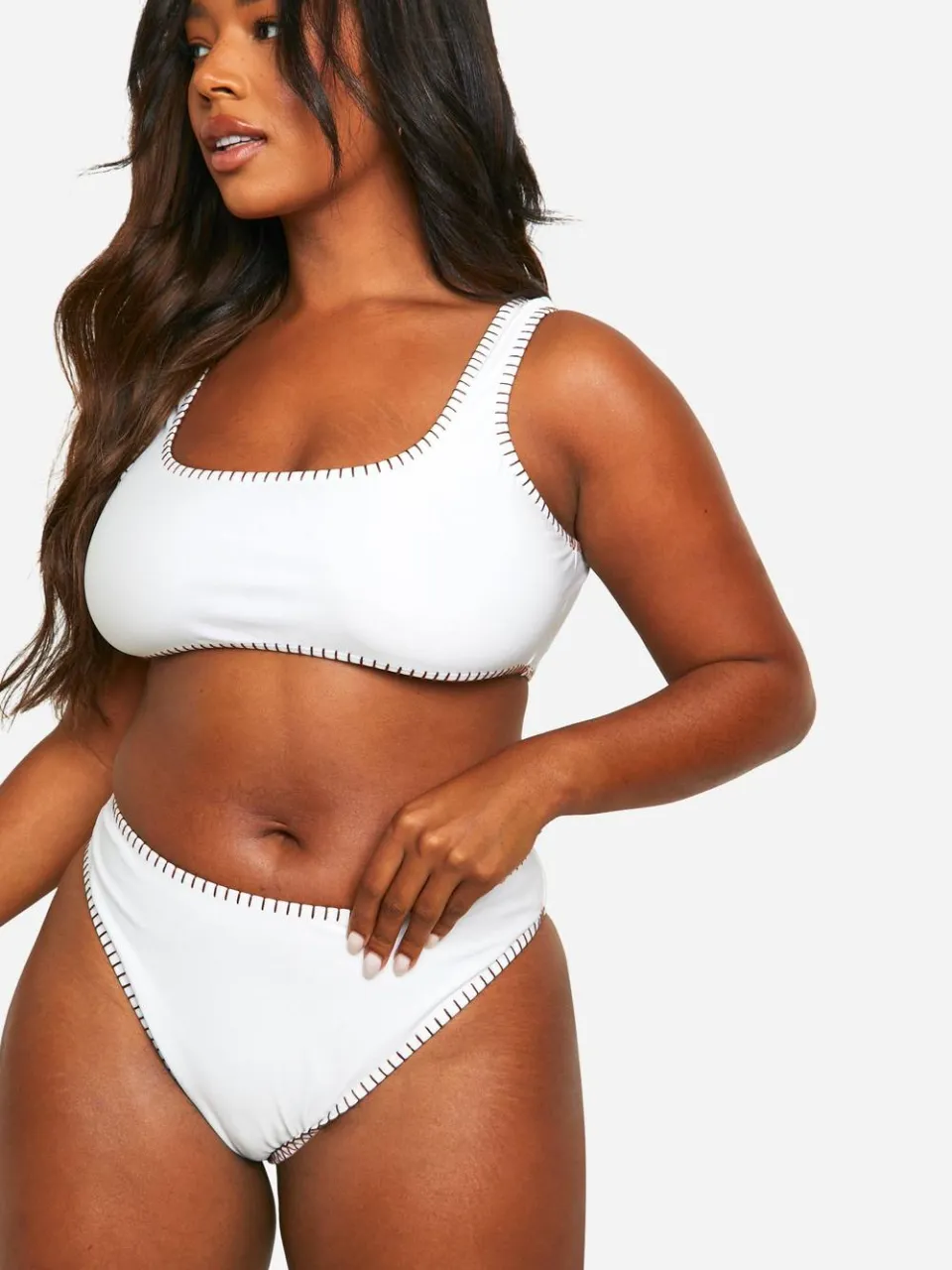 boohoo Dames Plus Contrast Stitch High Waisted Bikini ecru, foto 3