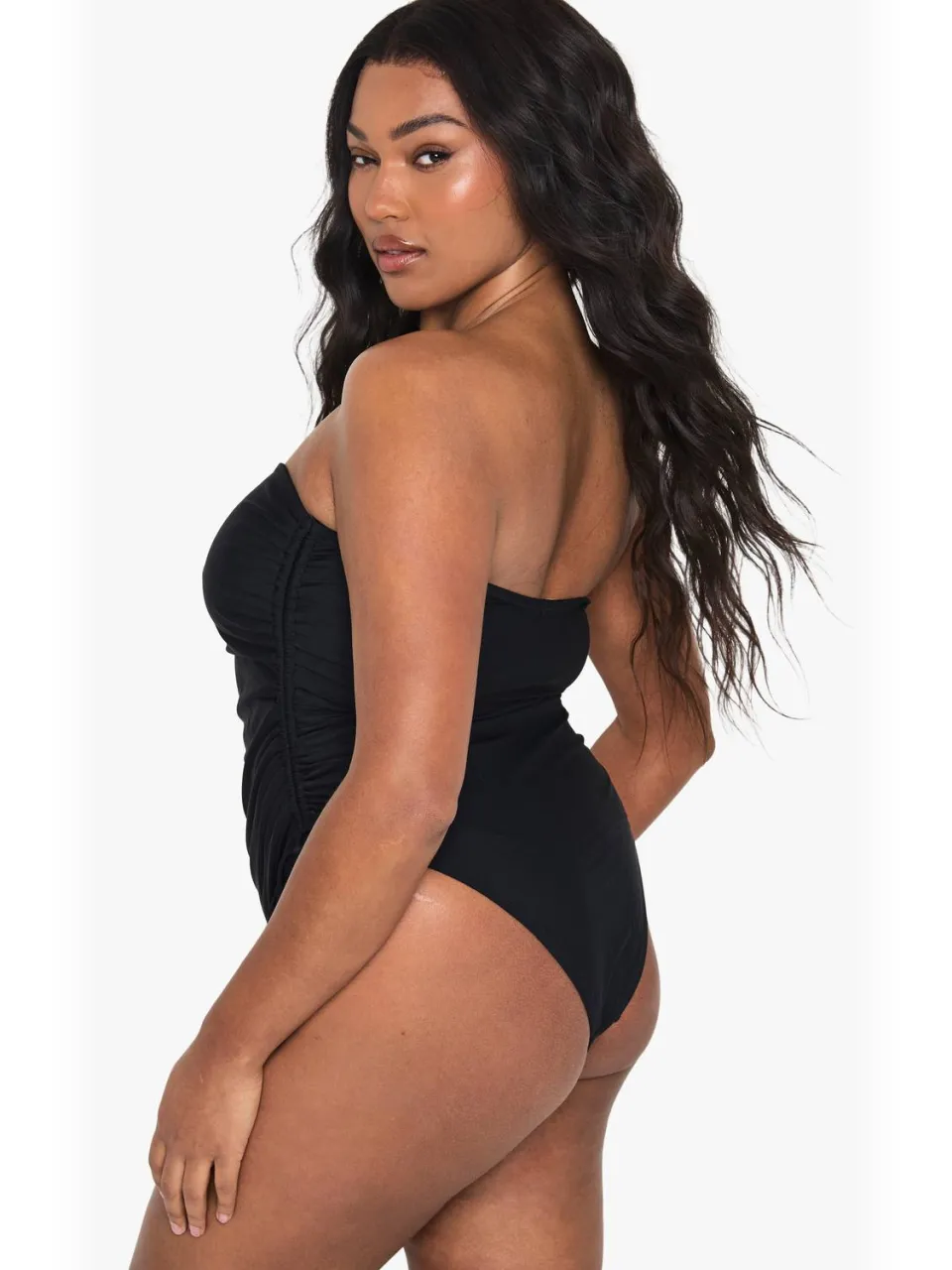 boohoo Dames Plus Zwemkleding Essentials Geraffelde Buikcontrole Badpak zwart, foto 2