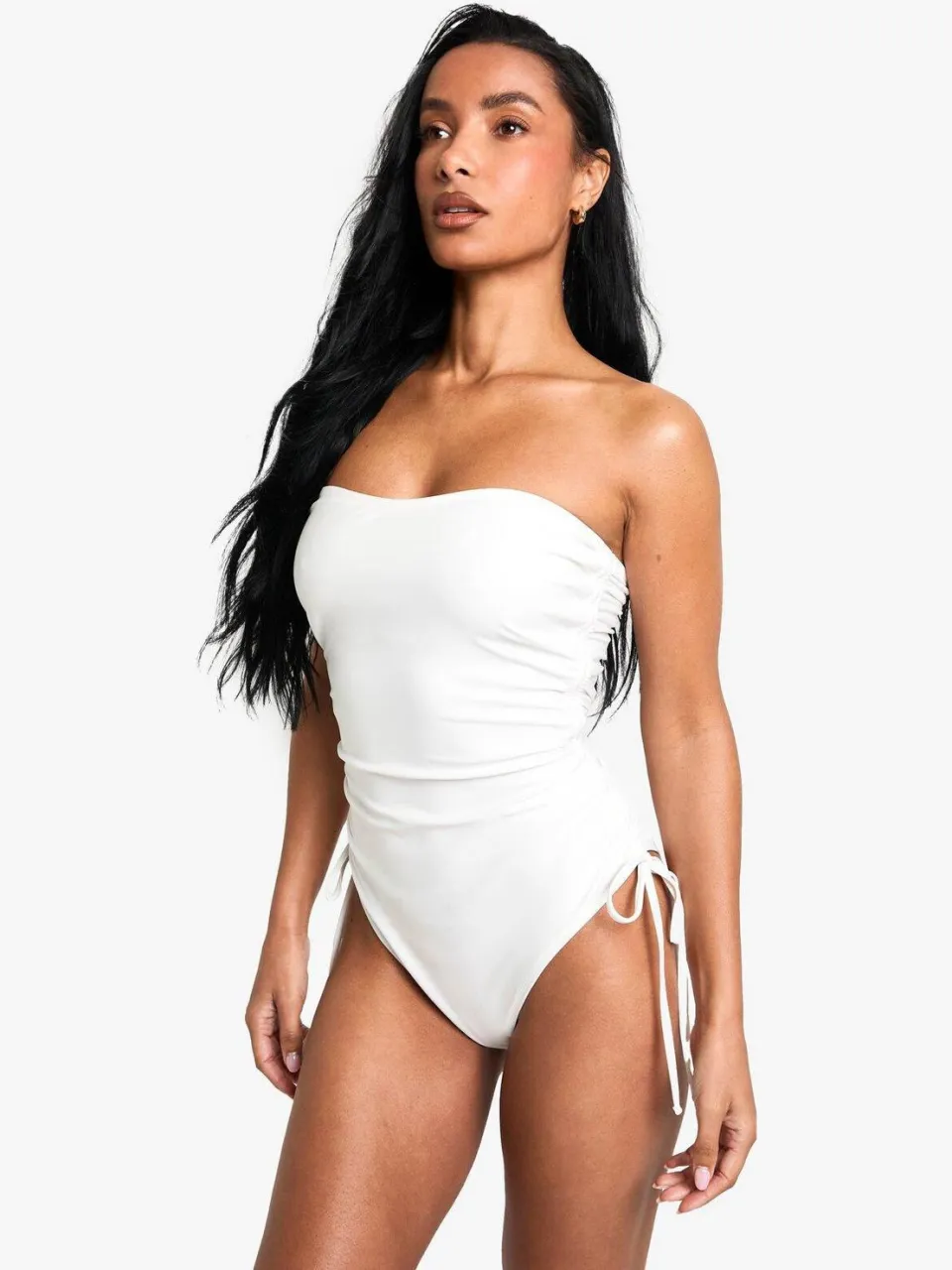 boohoo Dames Petite Swimwear Essentials Geraffte Badpak wit, foto 3