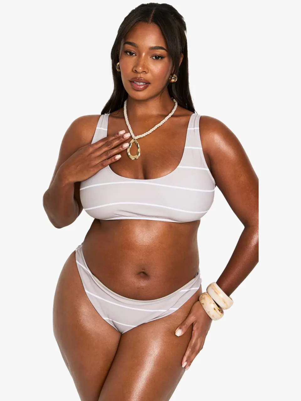 boohoo Dames Plus Badmode Essentials Streep Scoop Bikini Top steen, foto 3