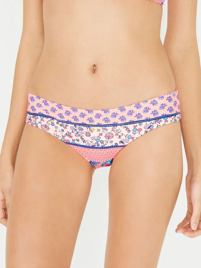 Penti Bloemige Mid-Waist Hipster Bikini Onderstukken Veelkleurig