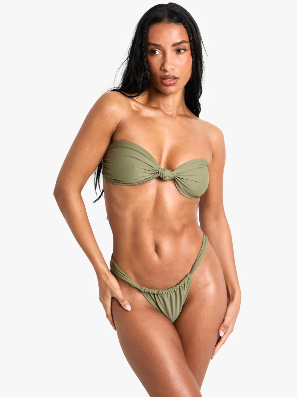 boohoo Dames Badmode Essentials: Bandeau Bikini Top Kaki