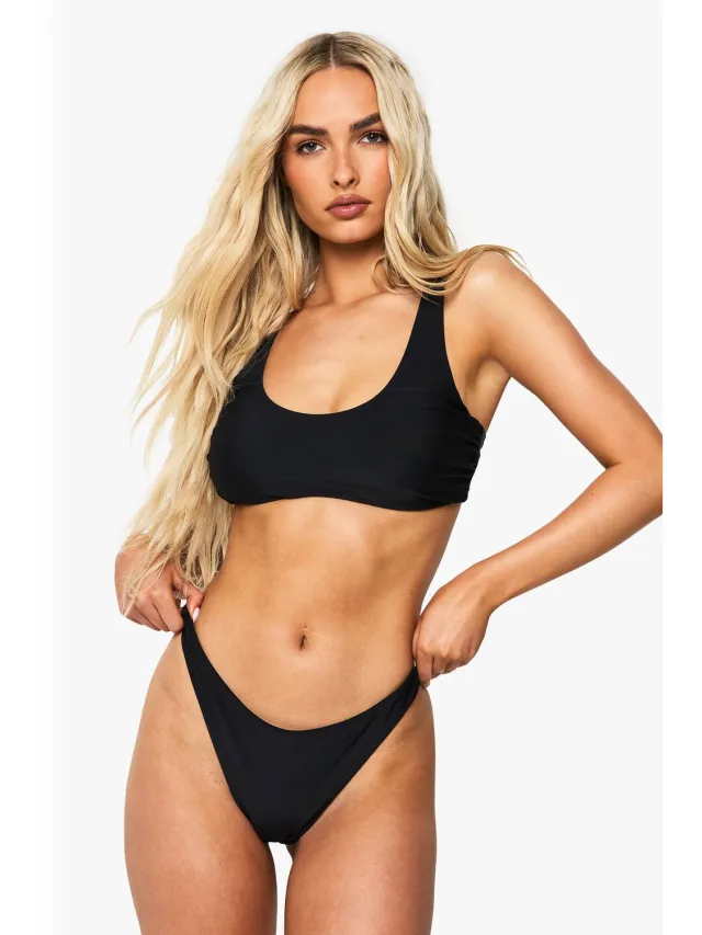 boohoo Dames Swimwear Essentials Bikini Top voor vollere buste met ronde halslijn zwart, foto 2