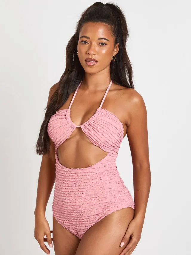 boohoo Dames Gestructureerd Badpak Met Halternek En Cut-out Roze