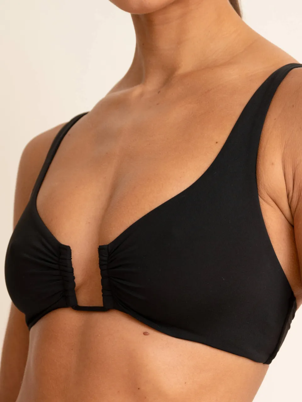 Sam Friday Swash niet-voorgevormde push-up bikinitop zwart, foto 4