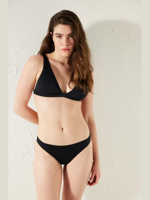 Penti Lage Taille Effen Bikini Onderstukken Zwart