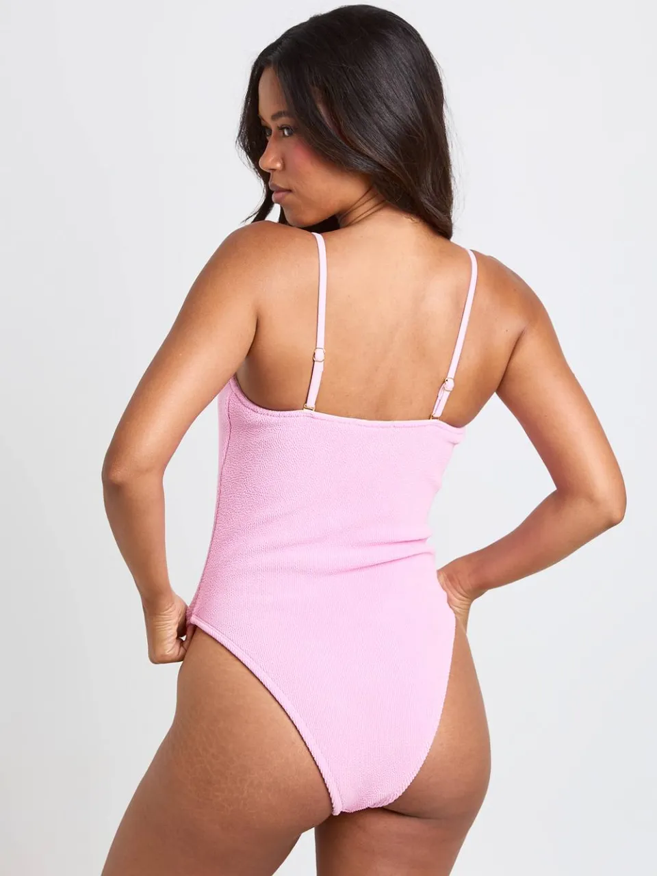 boohoo Dames Gestructureerd Bandeau Badpak roze, foto 2