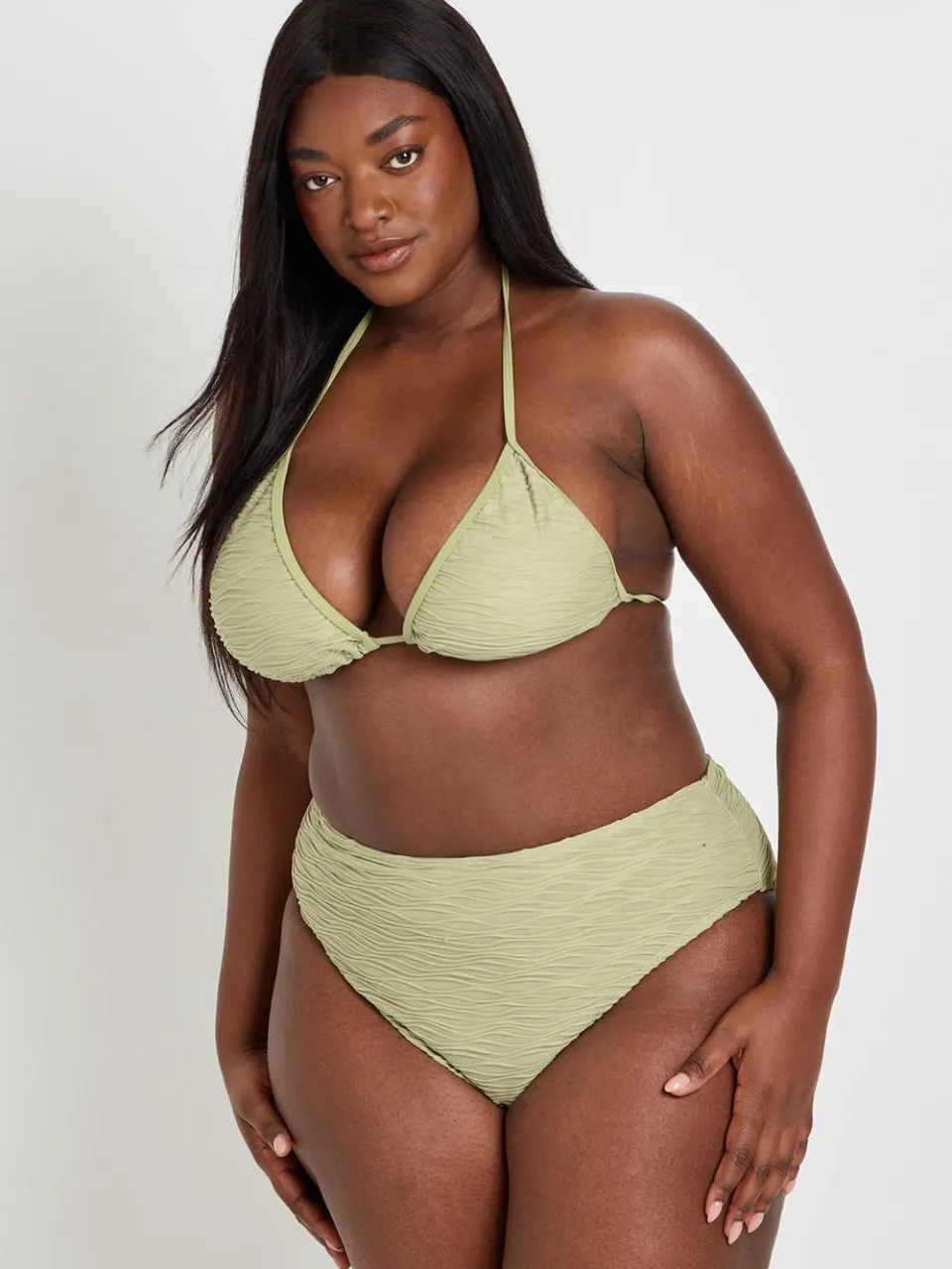 boohoo Dames Plus Gestructureerde Driehoek & Hoge Taille Bikini Set olijf, foto 2