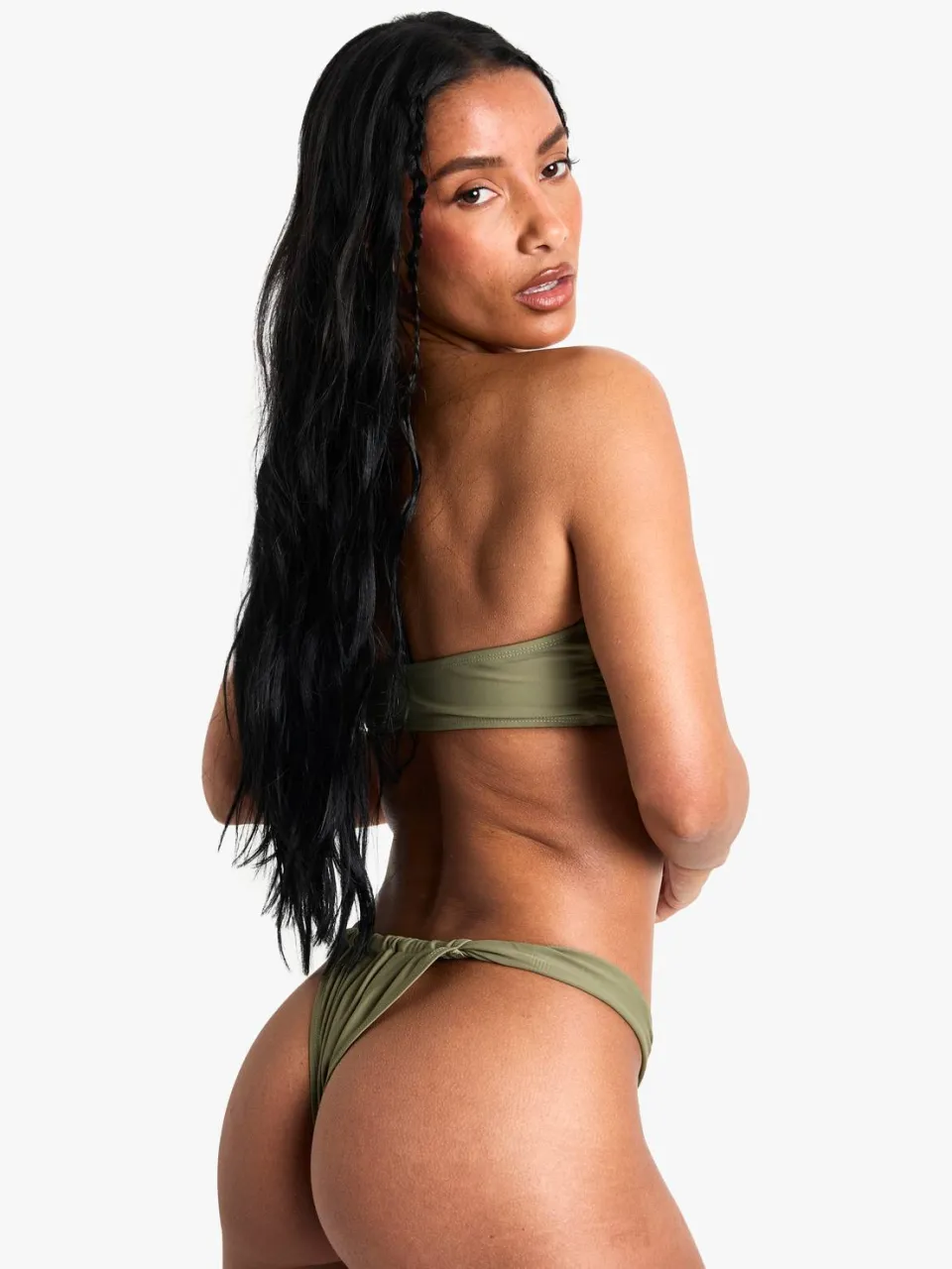 boohoo Dames Badmode Essentials: Bandeau Bikini Top kaki, foto 2