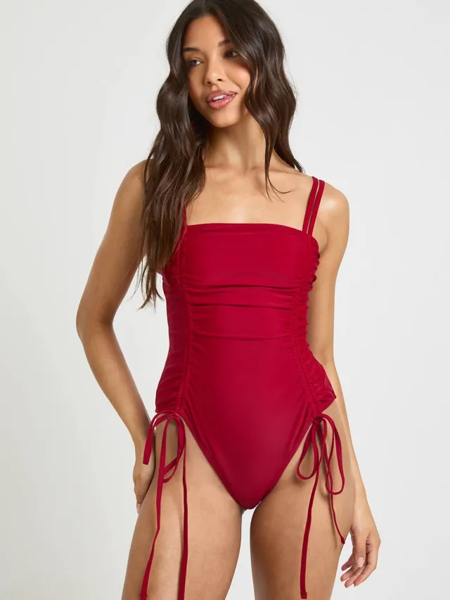 boohoo Dames Geplooid Badpak Bordeaux Rood