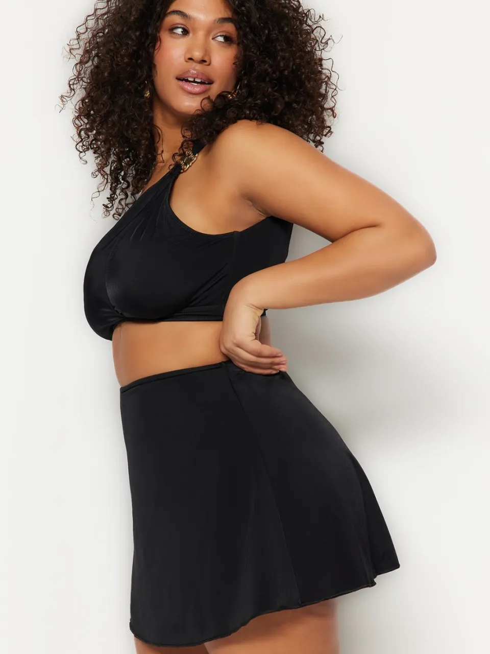 Trendyol Curve Trendyol Dames Hoge Taille Plus Size Bikini Onderstukken zwart, foto 2