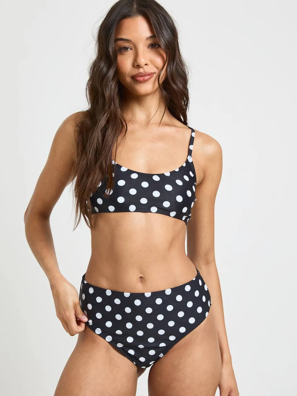 boohoo Dames Polkadot Essentials Scoop Bikinitop zwart, foto 3