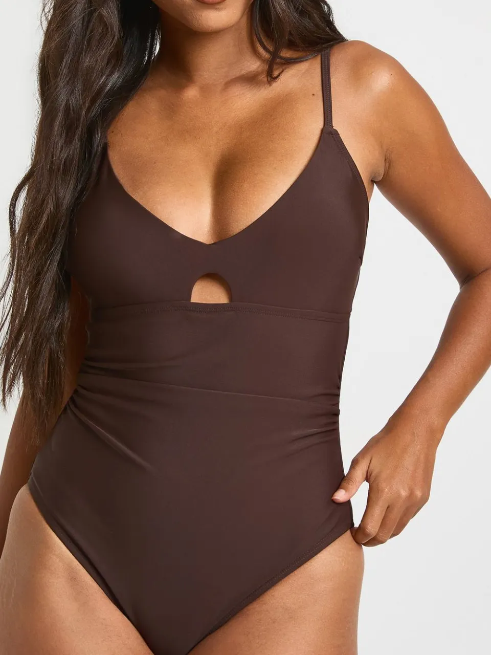 boohoo Dames Control Duikende Sleutelgat Badpak chocoladebruin, foto 4