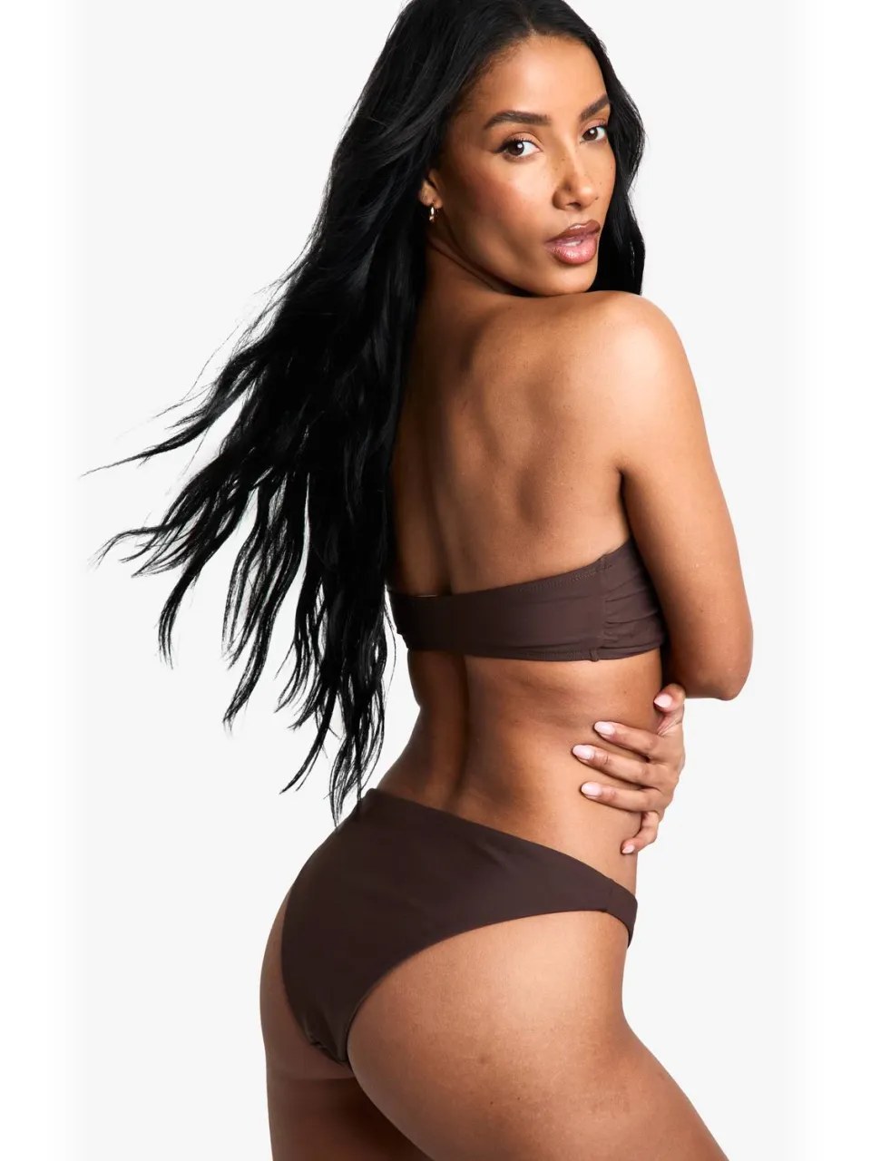 boohoo Dames Zwempak Essentials Bandeau Bikini Top chocoladebruin, foto 2