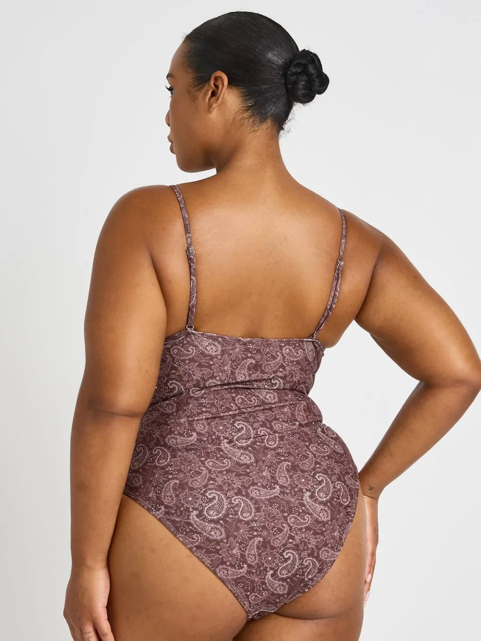 boohoo Dames Plus Paisley Print Balconnet Badpak zwart, foto 2