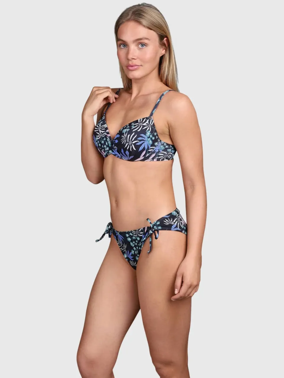 Brunotti strik bikinibroekje Nolestina zwart/multi, foto 4