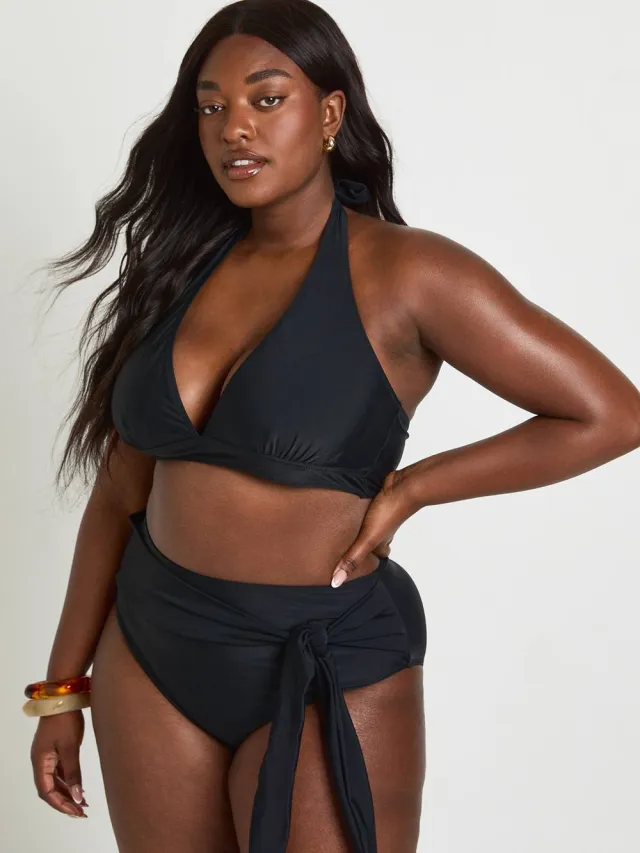 boohoo Dames Plus Buikcontrolerende Bikinibroek Met Hoge Taille En Wrapdetail Zwart