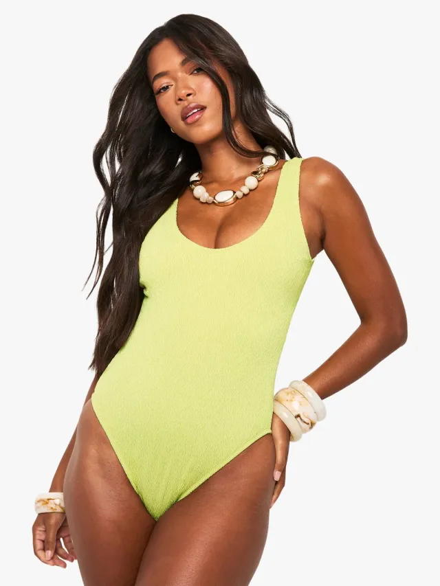 boohoo Dames Badmode Essentials Gekreukelde Scoop Neck Badpak olijf, foto 3