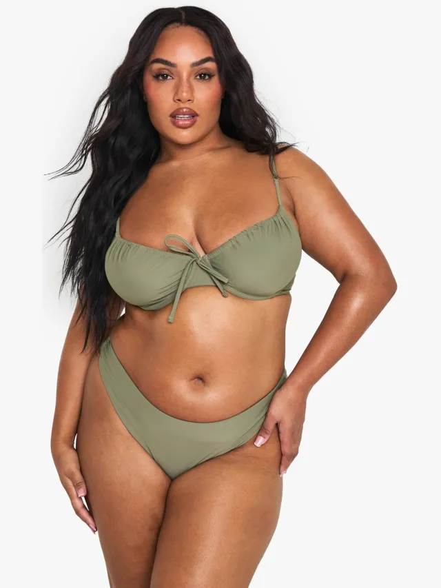 boohoo Dames Plus Swimwear Essentials Onderbeugelde Bikini Top Kaki
