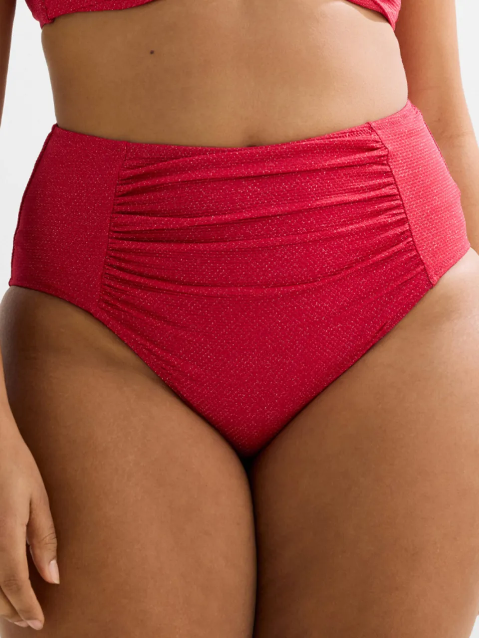 BEACHWAVE Curve high waist bikinibroekje met lurex en textuur rood, foto 4