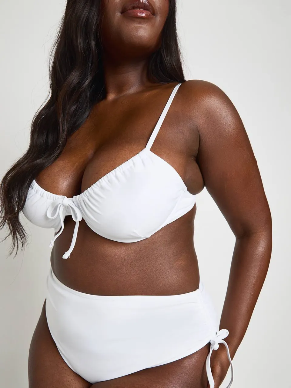 boohoo Dames Plus Zwemkleding Essentials Buikcontrole Hoge Taille Slip wit, foto 4