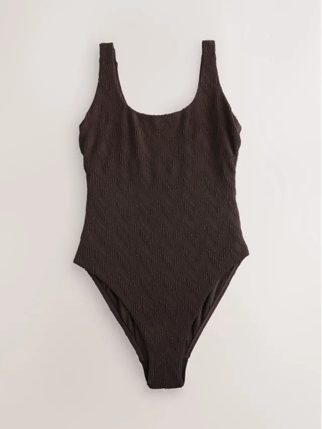 Next Dames - Buikbedekkend badpak met ruime ronde hals - Bruin Brown Textured