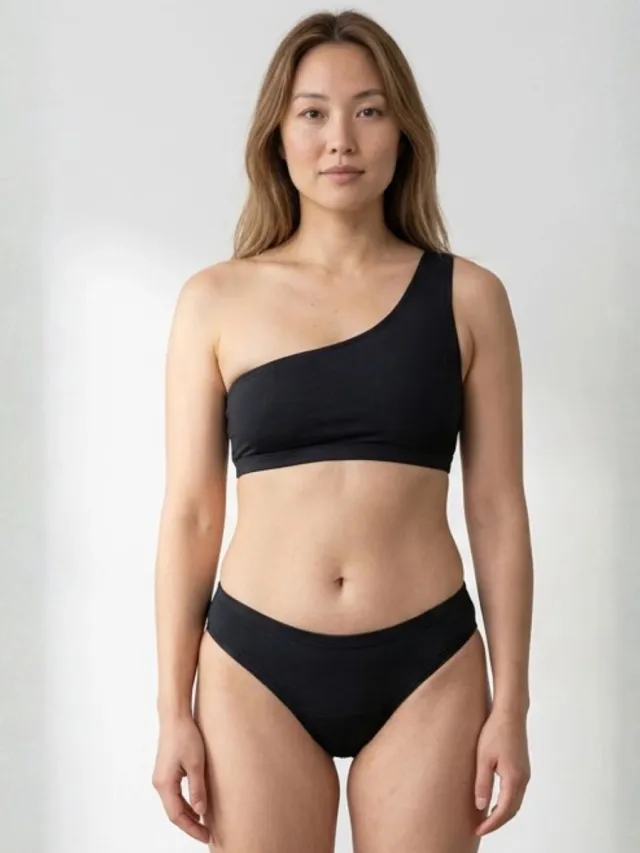 Lotties Period Basic Bikini Bottom | Menstruatie Zwembroekje Zwart