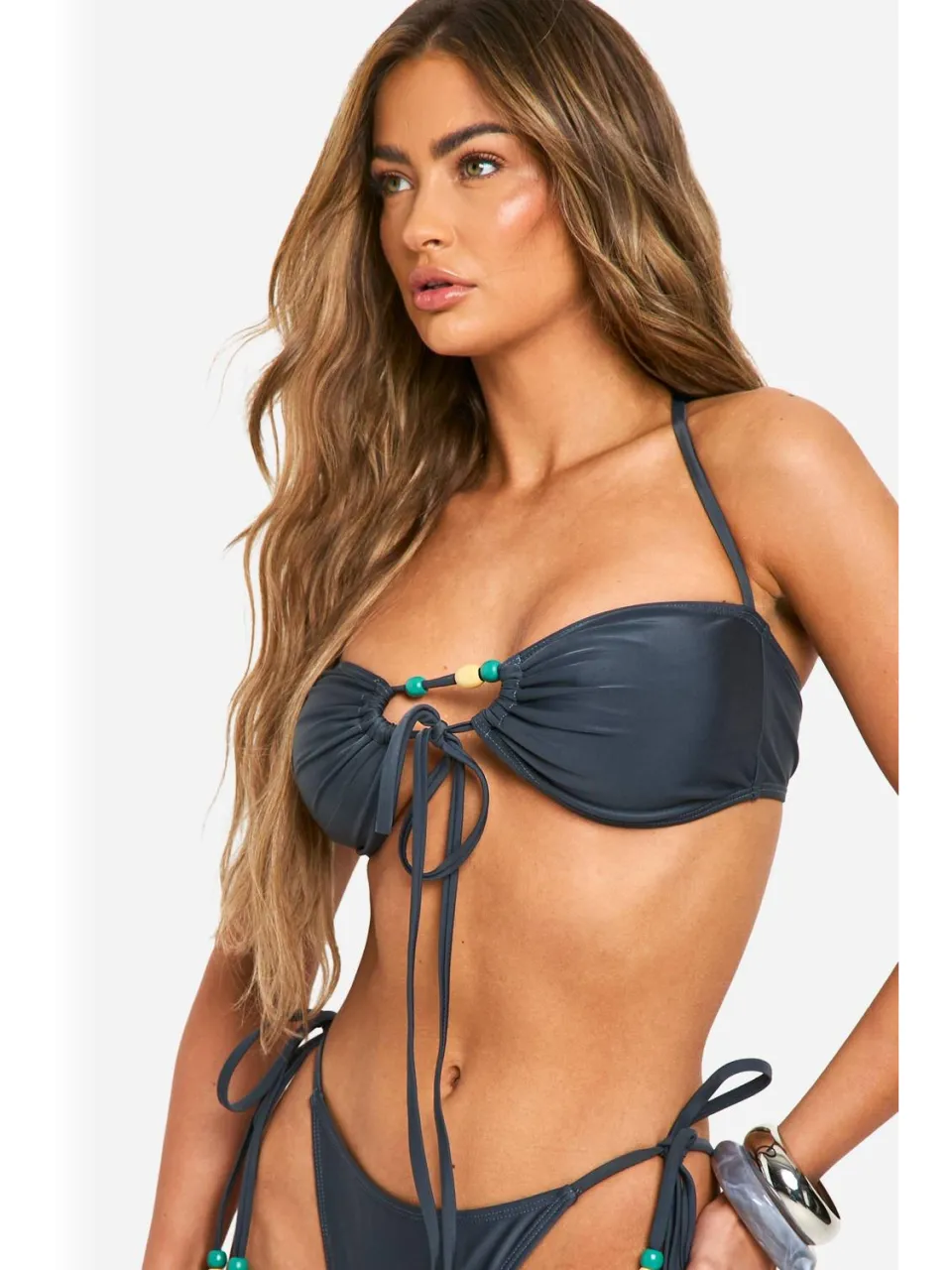 boohoo Dames Gekralen Bandeau Multiway Bikini Top houtskool, foto 2