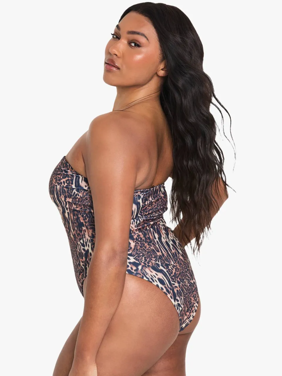boohoo Dames Plus Swimwear Essentials Luipaard Bandeau Badpak luipaardprint, foto 3