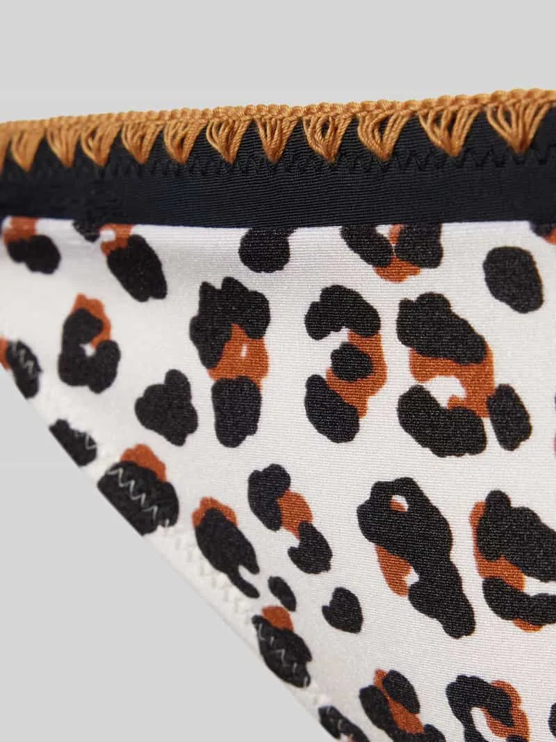 banana moon Bikinibroekje met labeldetail, model 'SADIA'' offwhite, foto 3