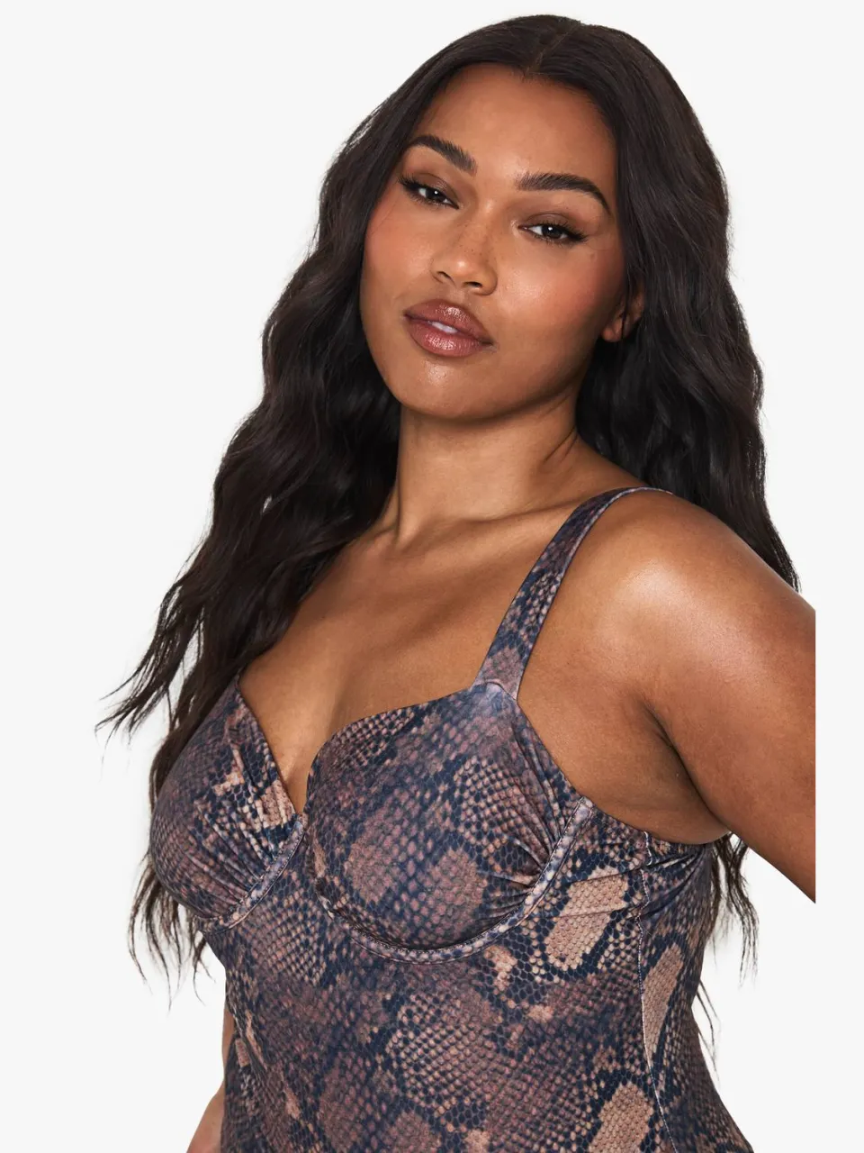 boohoo Dames Plus slangenprint-badpak met beugels, foto 4